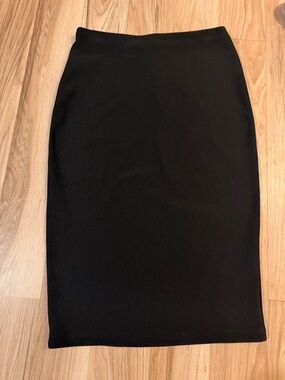 Forever 21 Black Pencil Skirt - Sleek Workwear